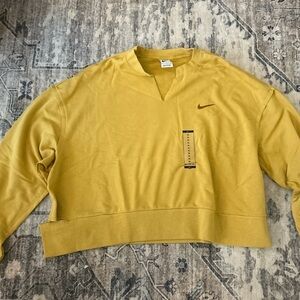 Nike Women’s ripped Style Sweatshirt Yellow
